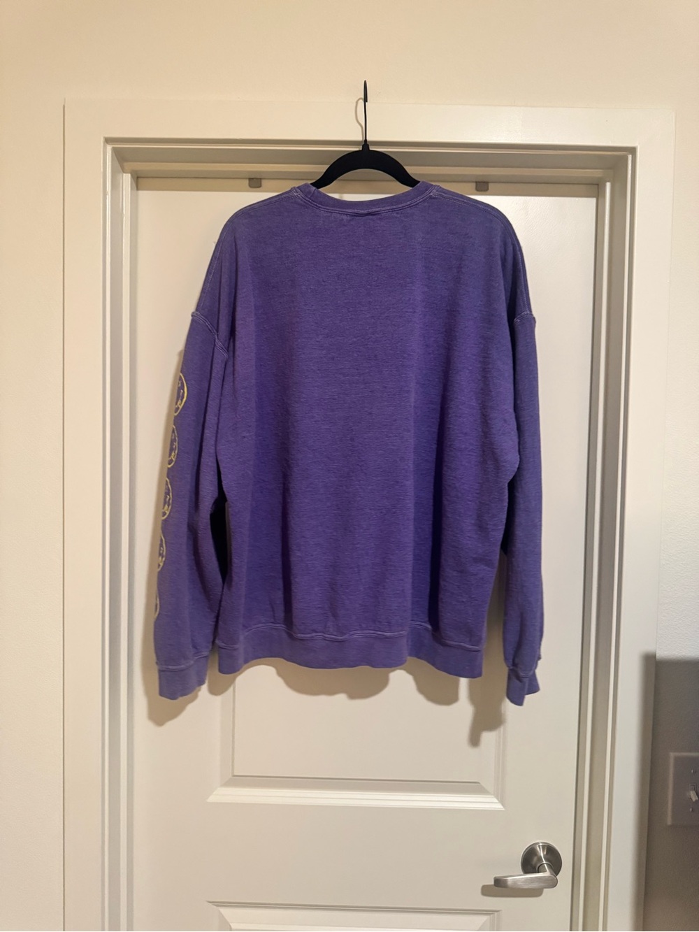 NIRVANA Purple Crewneck Sweatshirt with Multicolor Smiley Graphic - Picture 4 of 4